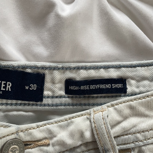 Hollister Jean Shorts - Picture 10 of 12